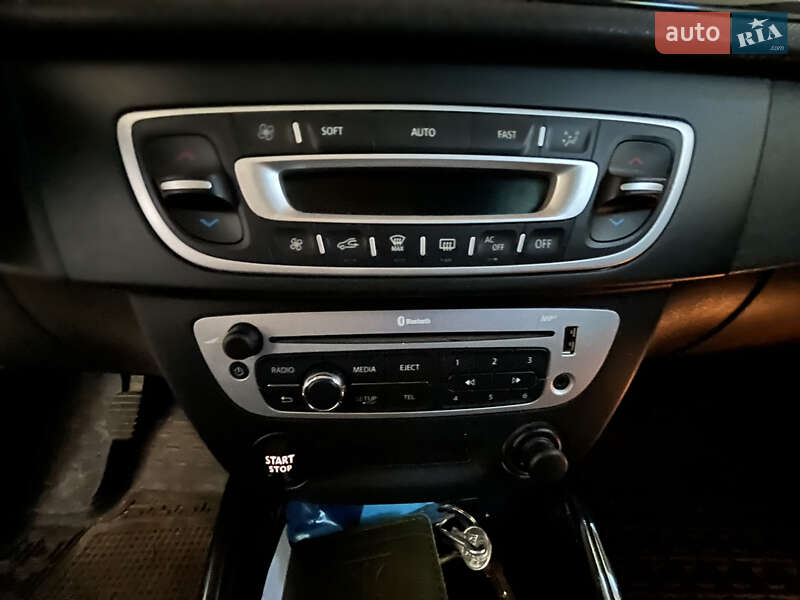 Универсал Renault Megane 2012 в Киеве фото 3 Универсал Renault Megane 2012 в Киеве