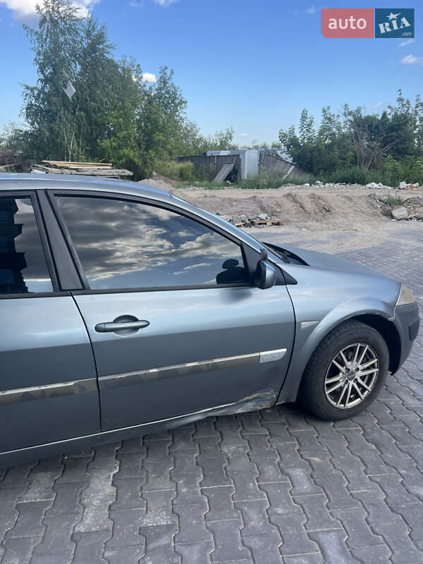 Седан Renault Megane 2006 в Києві фото 7 Седан Renault Megane 2006 в Києві