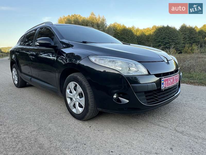 Универсал Renault Megane 2010 в Ромнах фото 14 Универсал Renault Megane 2010 в Ромнах