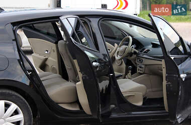 Хэтчбек Renault Megane 2009 в 