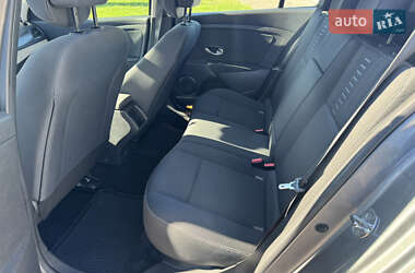 Универсал Renault Megane 2010 в 