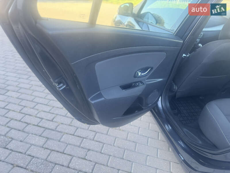 Універсал Renault Megane 2014 в Рівному