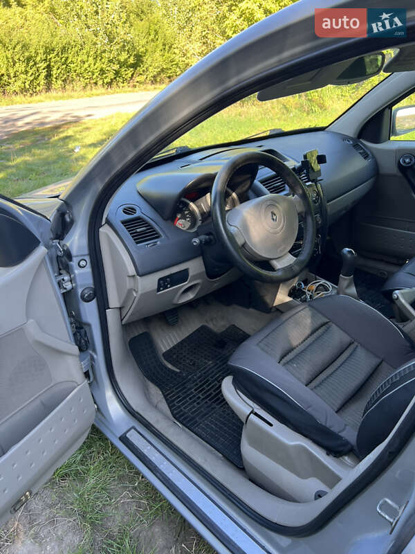 Седан Renault Megane 2004 в Ровно