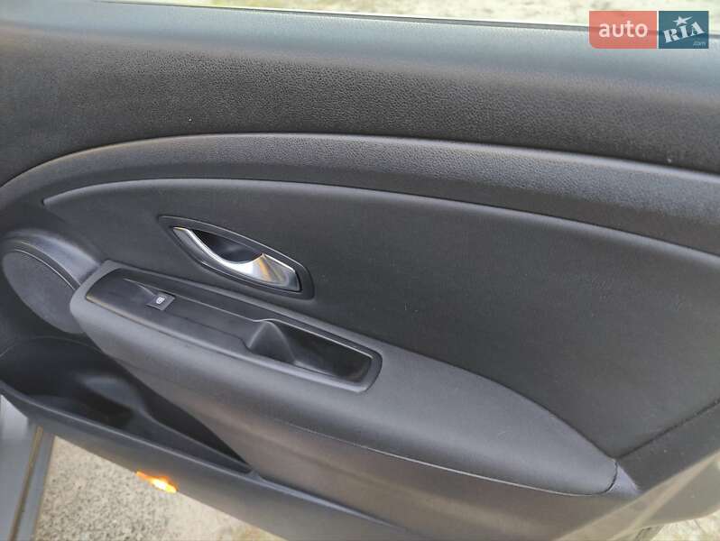Универсал Renault Megane 2010 в Киеве