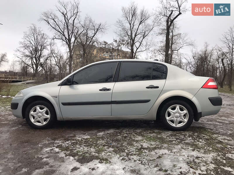 Седан Renault Megane 2005 в Балаклее