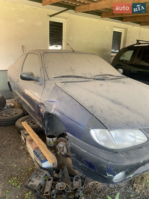 Хэтчбек Renault Megane 1998 в Дубно