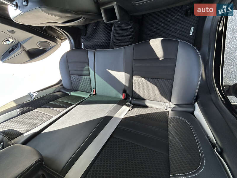 Универсал Renault Megane 2015 в Борисполе фото 24 Универсал Renault Megane 2015 в Борисполе