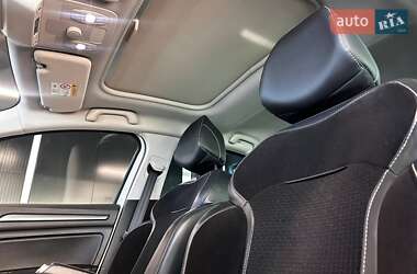 Седан Renault Megane 2018 в 