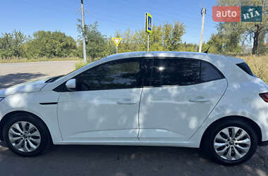 Хэтчбек Renault Megane 2018 в 