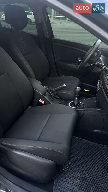 Хэтчбек Renault Megane 2008 в Запорожье