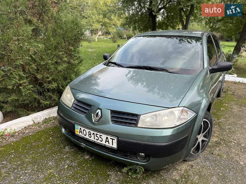 Седан Renault Megane 2004 в Береговому фото 5 Седан Renault Megane 2004 в Береговому