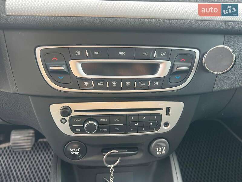 Універсал Renault Megane 2013 в Львові фото 21 Універсал Renault Megane 2013 в Львові