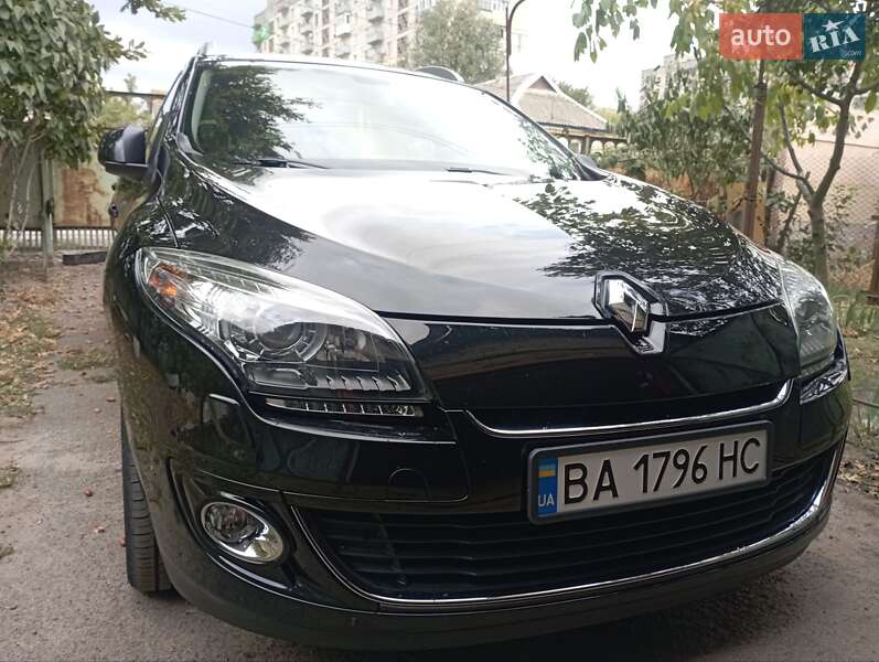 Универсал Renault Megane 2012 в Петрове фото 25 Универсал Renault Megane 2012 в Петрове