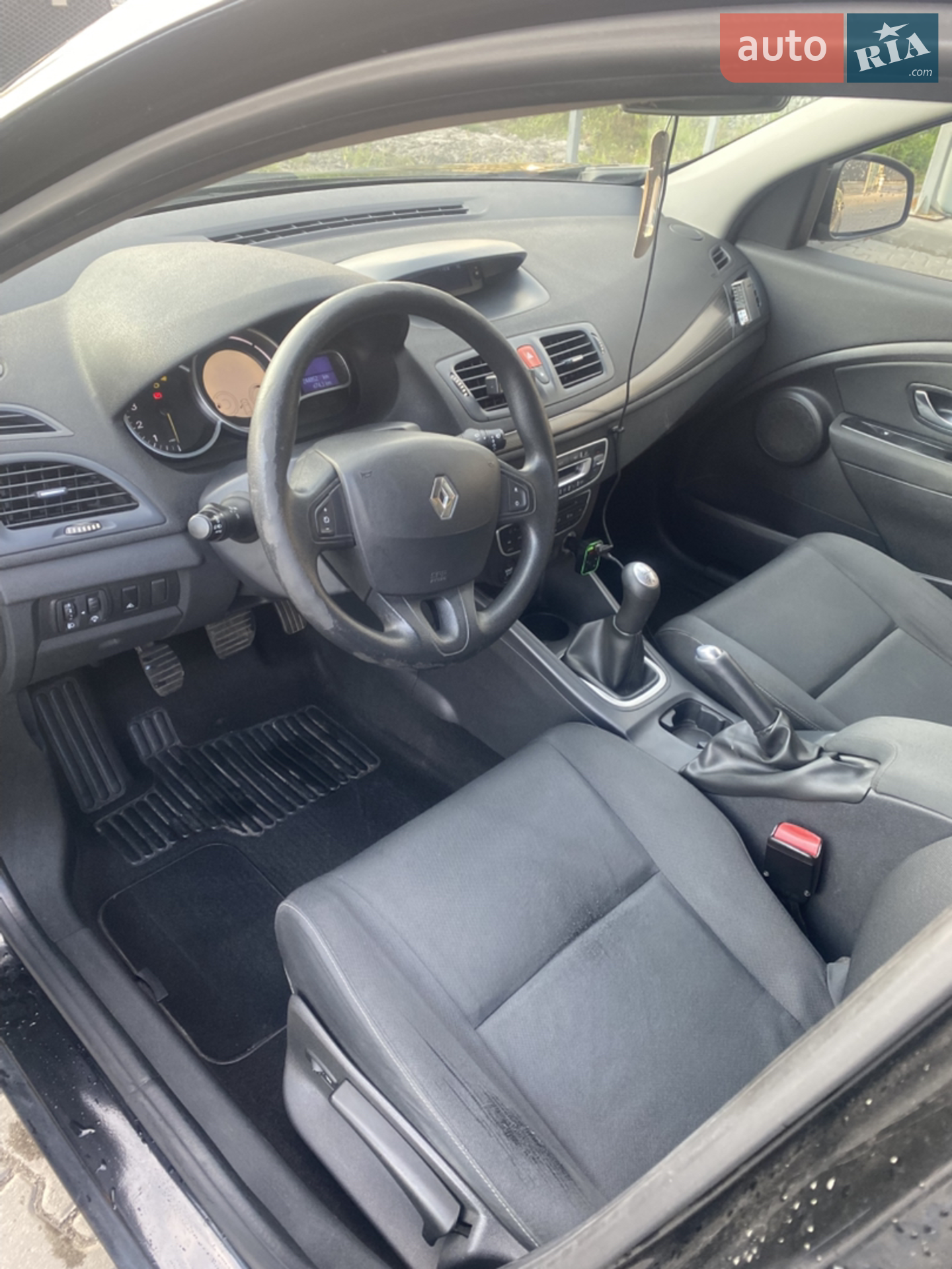 2011 Renault Megane - мініатюра 25