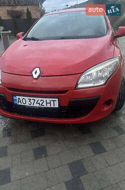 Хэтчбек Renault Megane 2010 в Воловце