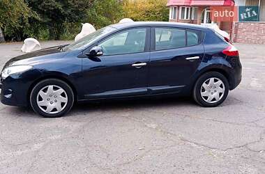 Хэтчбек Renault Megane 2010 в 