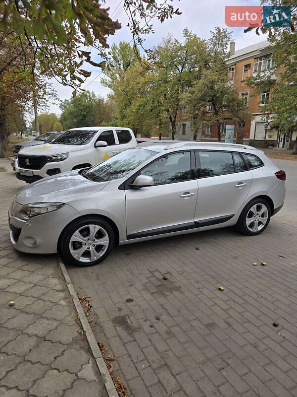Универсал Renault Megane 2009 в 