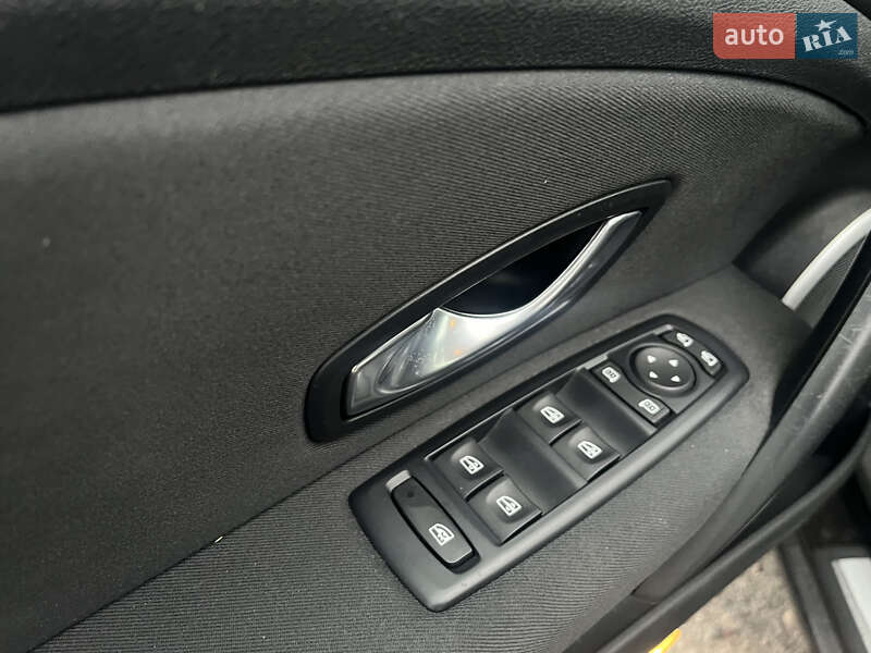 Хэтчбек Renault Megane 2009 в Сумах фото 13 Хэтчбек Renault Megane 2009 в Сумах