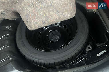 Хэтчбек Renault Megane 2009 в 