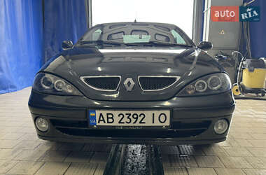 Купе Renault Megane 2000 в 