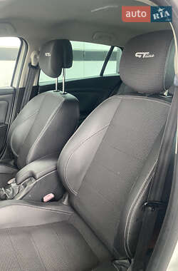 Универсал Renault Megane 2011 в 