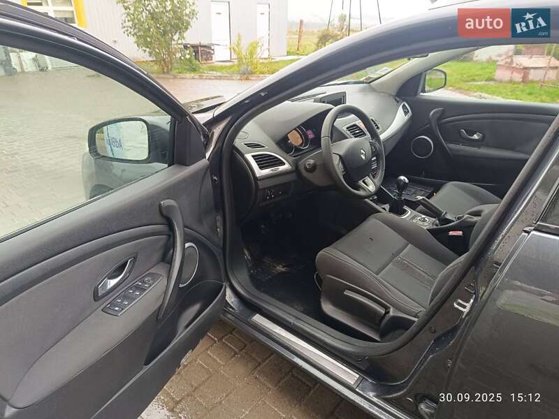 Универсал Renault Megane 2009 в Городке