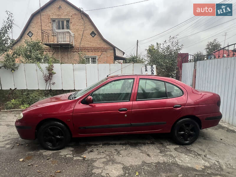 Седан Renault Megane 2002 в Белой Церкви