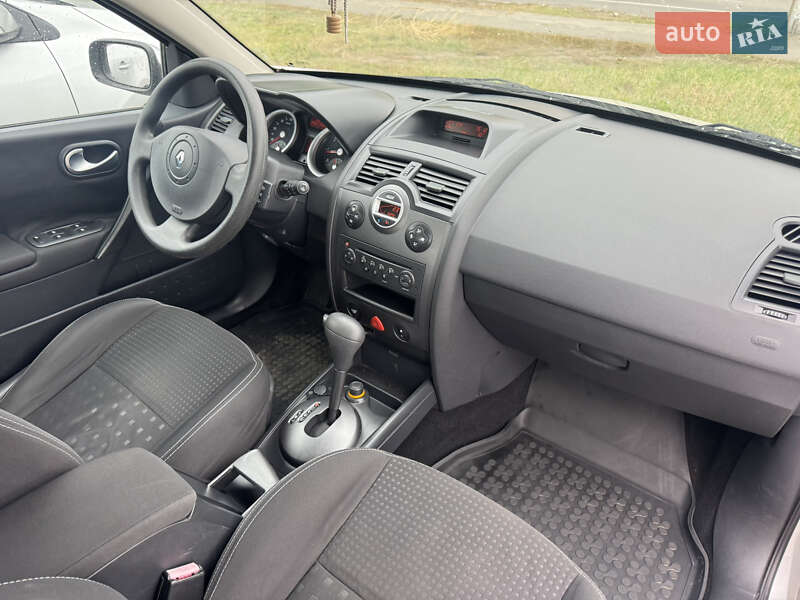 Хэтчбек Renault Megane 2005 в Киеве