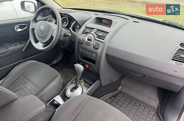 Хэтчбек Renault Megane 2005 в 