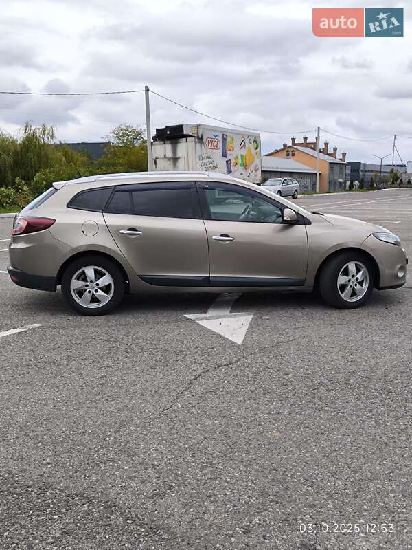 Универсал Renault Megane 2011 в Черновцах