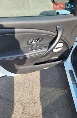 Хэтчбек Renault Megane 2014 в 