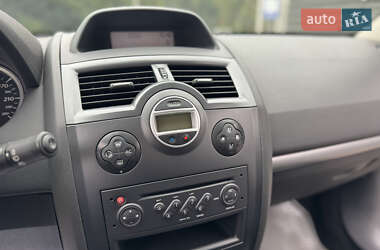 Универсал Renault Megane 2009 в 