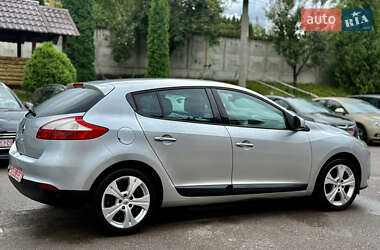Хэтчбек Renault Megane 2009 в 