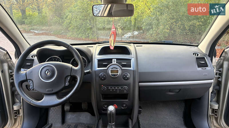 Универсал Renault Megane 2007 в Кривом Роге фото 29 Универсал Renault Megane 2007 в Кривом Роге