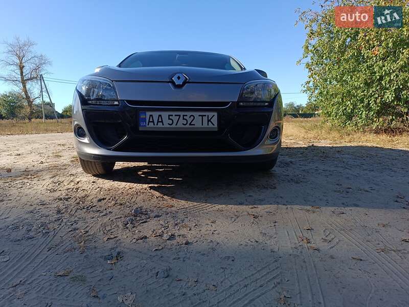 Купе Renault Megane 2012 в Киеве фото 8 Купе Renault Megane 2012 в Киеве