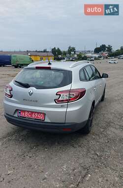 Универсал Renault Megane 2011 в 