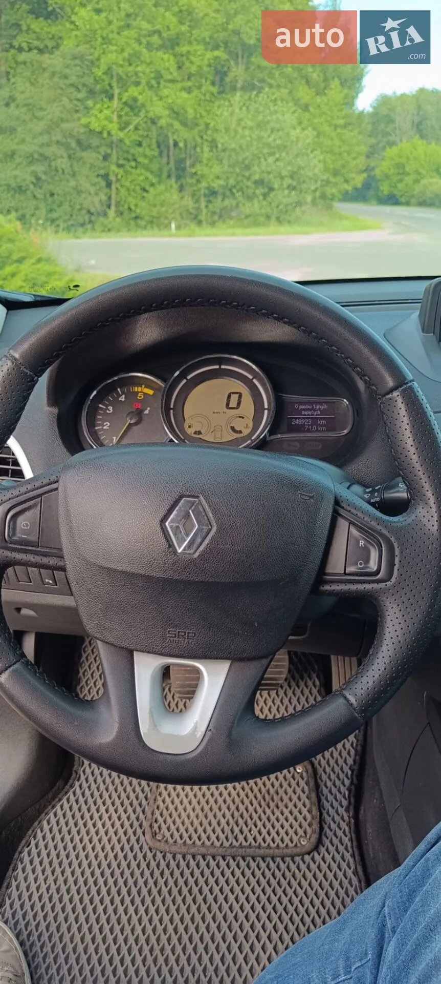 2010 Renault Megane - мініатюра 14