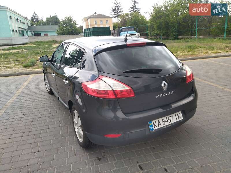 Хэтчбек Renault Megane 2009 в Мироновке