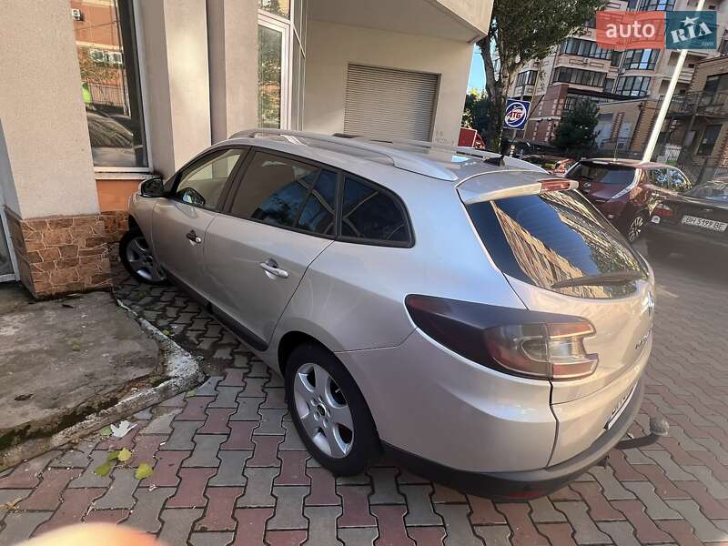 Хэтчбек Renault Megane 2012 в Одессе