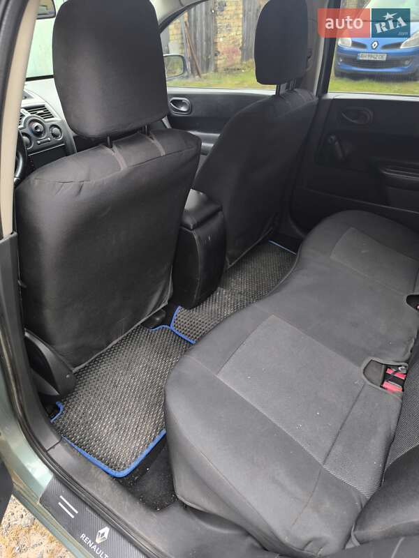 Седан Renault Megane 2005 в Києві фото 8 Седан Renault Megane 2005 в Києві
