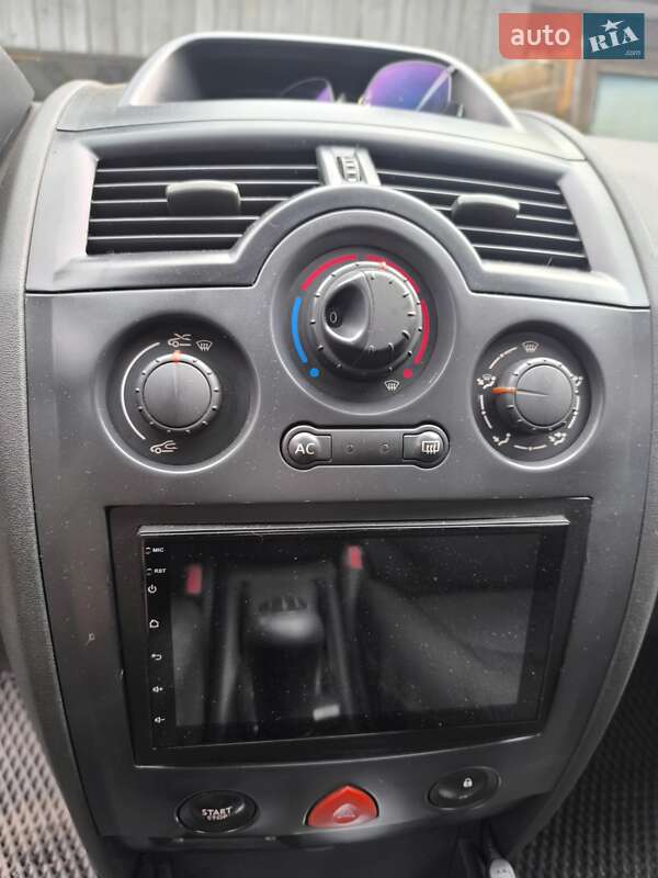 Седан Renault Megane 2005 в Києві фото 10 Седан Renault Megane 2005 в Києві