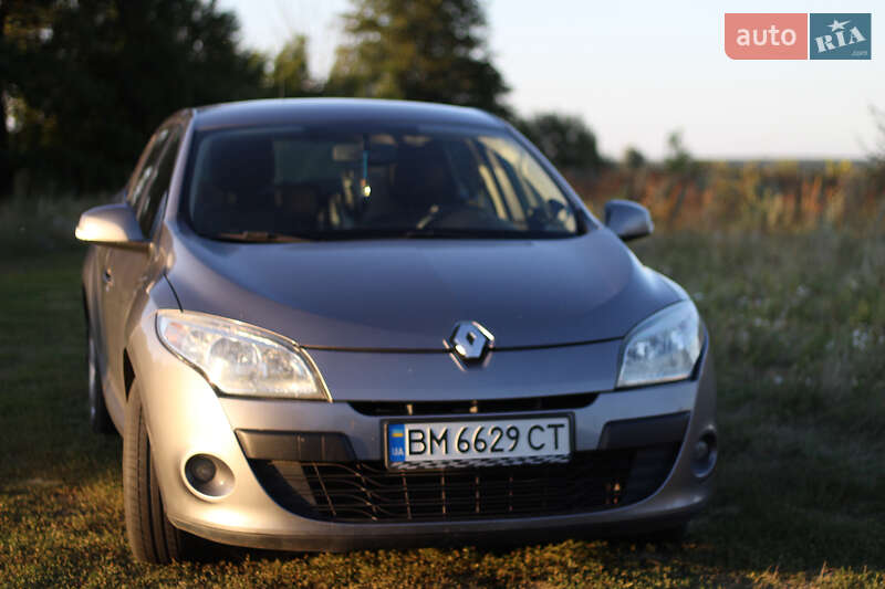 Универсал Renault Megane 2011 в Ахтырке фото 19 Универсал Renault Megane 2011 в Ахтырке