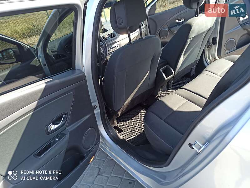 Універсал Renault Megane 2011 в Новомосковську фото 13 Універсал Renault Megane 2011 в Новомосковську