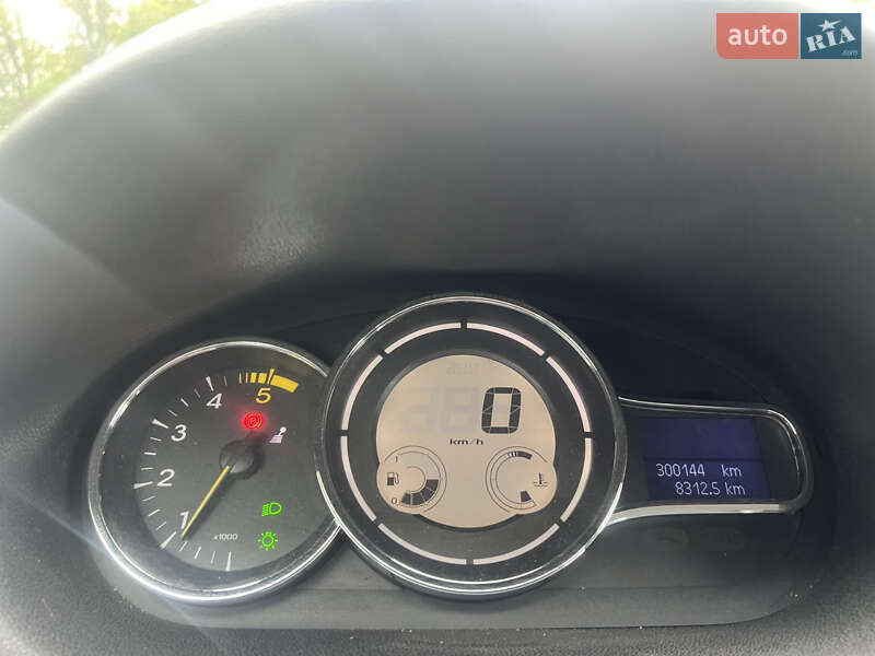 Хэтчбек Renault Megane 2011 в Виннице