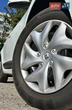 Хетчбек Renault Megane 2014 в 