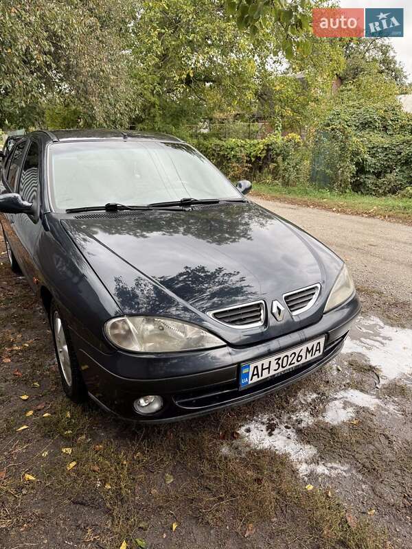 Седан Renault Megane 2000 в Кременчуге фото 18 Седан Renault Megane 2000 в Кременчуге