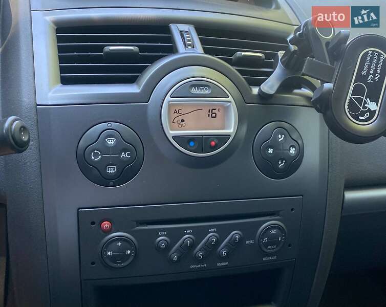 Седан Renault Megane 2007 в Дніпрі фото 13 Седан Renault Megane 2007 в Дніпрі