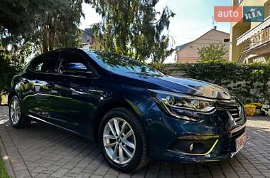 Хэтчбек Renault Megane 2017 в 