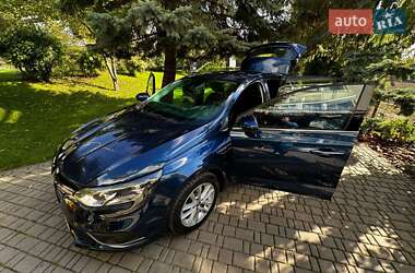 Хэтчбек Renault Megane 2017 в 