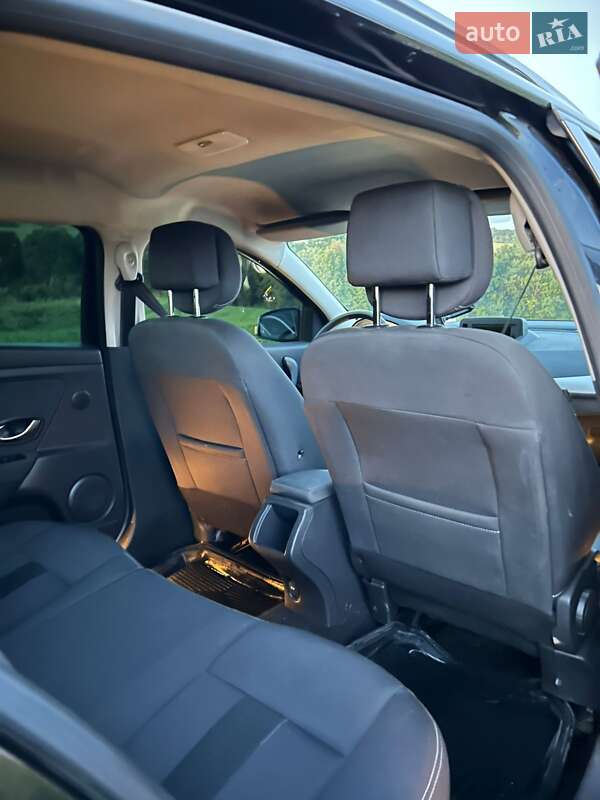 Универсал Renault Megane 2011 в Черновцах